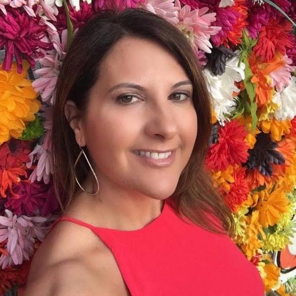 Meet your Posher, Julia - Picture 1 of 1